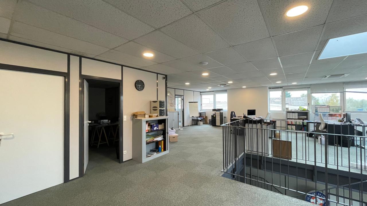 Local d'activité Les Essarts-le-Roi 396m² Vente local d'activité Les Essarts-le-Roi Yvelines OVACT2529113 12